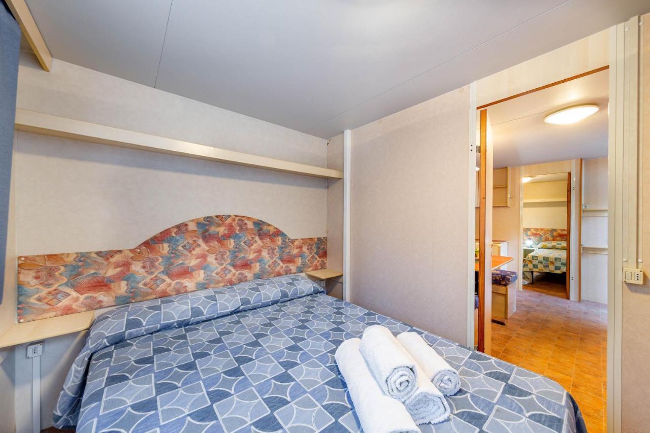 Camping&Village Le Cernie Lotzorai Eksteriør billede