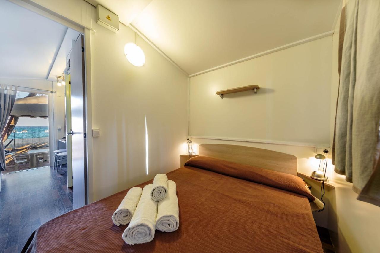 Camping&Village Le Cernie Lotzorai Eksteriør billede